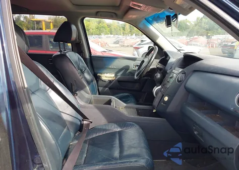 2009 Honda Pilot Ex-L z USA, uszkodzony, nr VIN 5FNYF485X9B037757